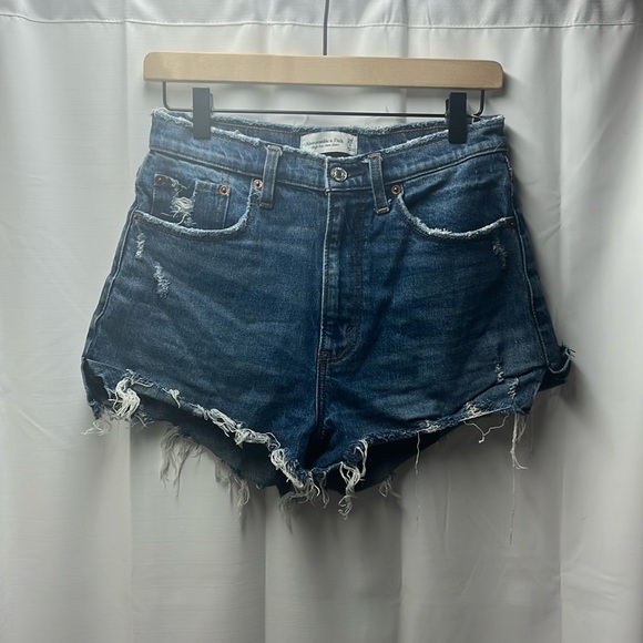 Abercrombie & Fitch Pants - Abercrombie & Fitch Distresses Mom Jean Short- 28